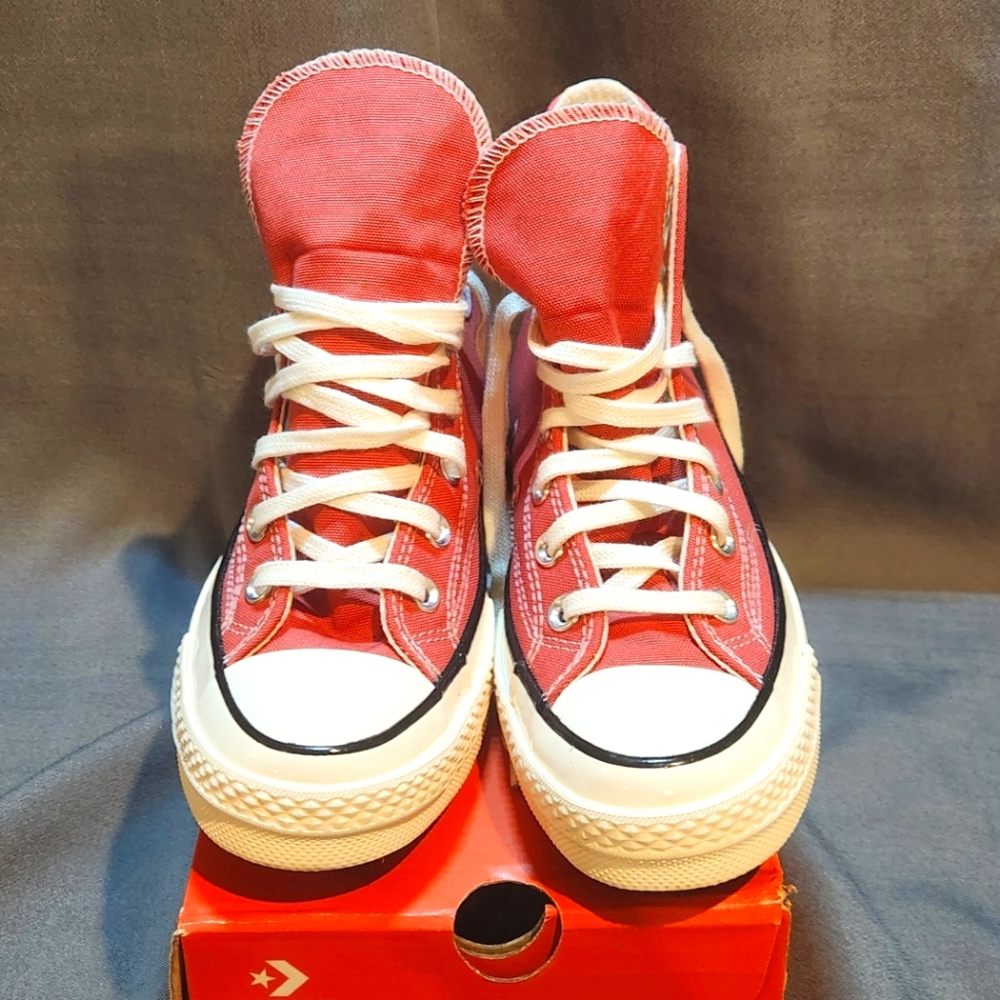 Converse Chuck Taylor 70, size 7.5 womens